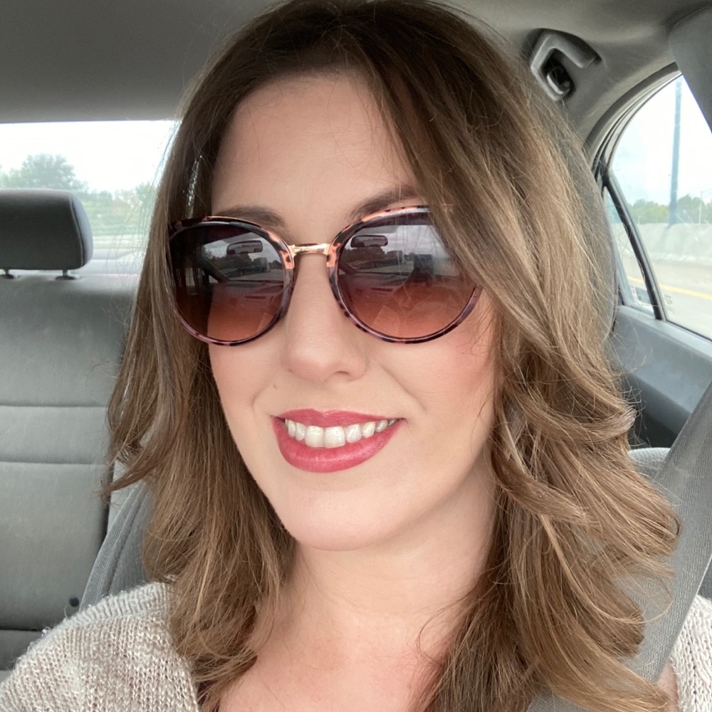 Meet your Posher, Sarah